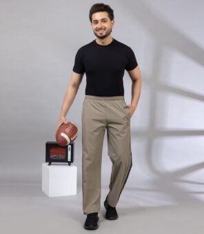 STRAIGHT FIT TRACKPANT